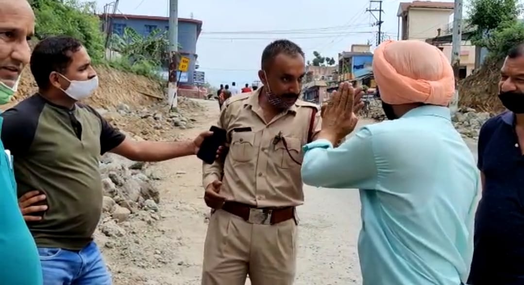 पांवटा साहिब ने निजी बस ऑपरेटर को किया ब्लैकलिस्ट, जुर्माना भी ठोका…