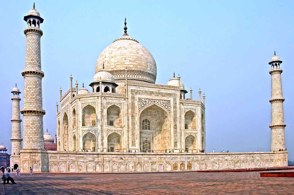 Essay On Taj Mahal In Hindi | ताजमहल पर निबंध