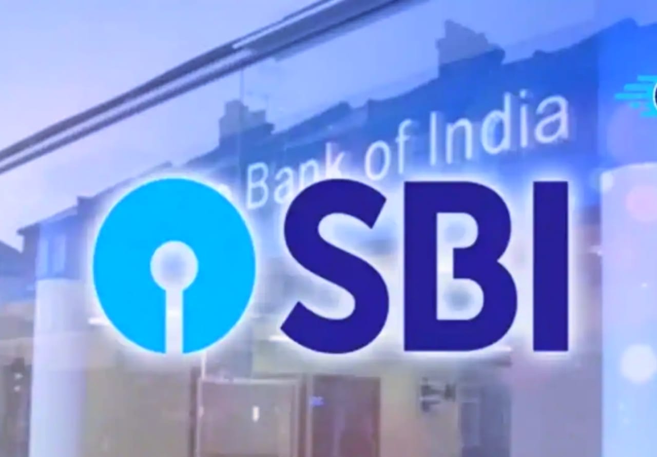 SBI खाताधारकों के मजे ही मजे, मिल रहा इतने लाख रुपये का फायदा