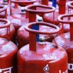 अगर नही मिल रही है LPG पर सब्सिडी आज ही उठाएं ये कदम, खाते में आ जाएगा पैसा