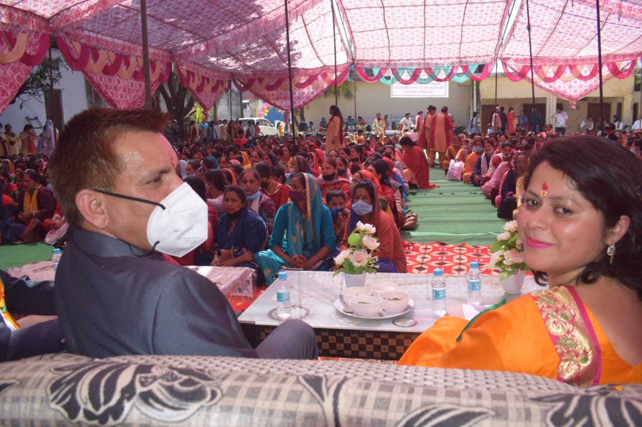 डीसी सिरमौर की अध्यक्षता में जिला स्तरीय अन्तर्राष्ट्रीय महिला दिवस हुआ आयोजित