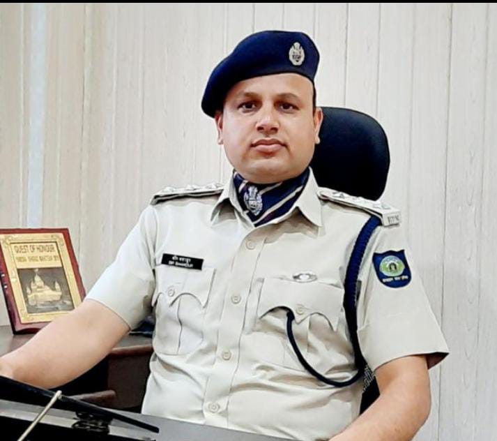 अभद्र और भड़काऊ पोस्ट भेजने वाले हो जाएं सावधान : DSP