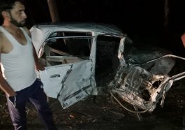 पांवटा साहिब में पुल पर मारुति और डिजायर में जोरदार टक्कर, एक कार से अवैध शराब बरामद