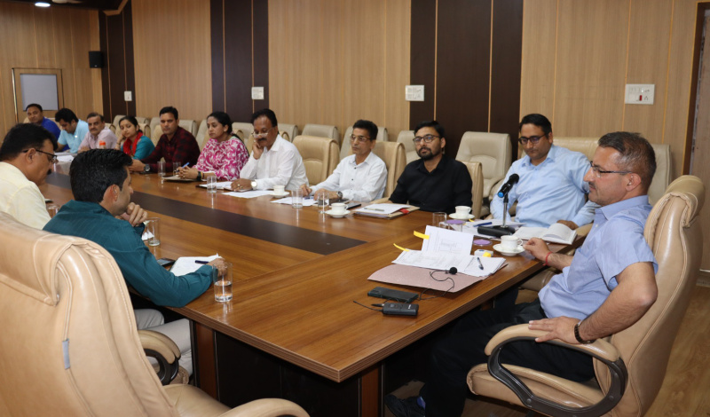 डीसी सिरमौर ने ली पर्यावरण संरक्षण बोर्ड के अधिकारियों को बैठक! पांवटा साहिब और नाहन नगर परिषद को लेकर अधिकारियों को दिए ये अहम आदेश