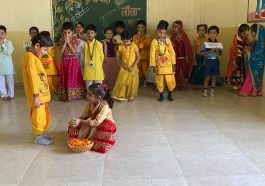 Paonta Sahib: द रोज़ ऑर्किड वर्ल्ड स्कूल में कृष्ण जन्माष्टमी उत्सव की धूम! बच्चों ने माहौल को किया भक्तिमय