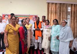 Paonta Sahib: पांवटा साहिब में भाजपा को मजबूत करने के लिए बनाई रणनीति! ये लोग रहे शामिल! देखें पूरी डिटेल