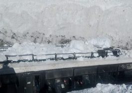 Himachal Latest News: हिमस्खलन की चपेट में आई HRTC बस! शीशे टूटे, सवारियों में अफरा-तफरी