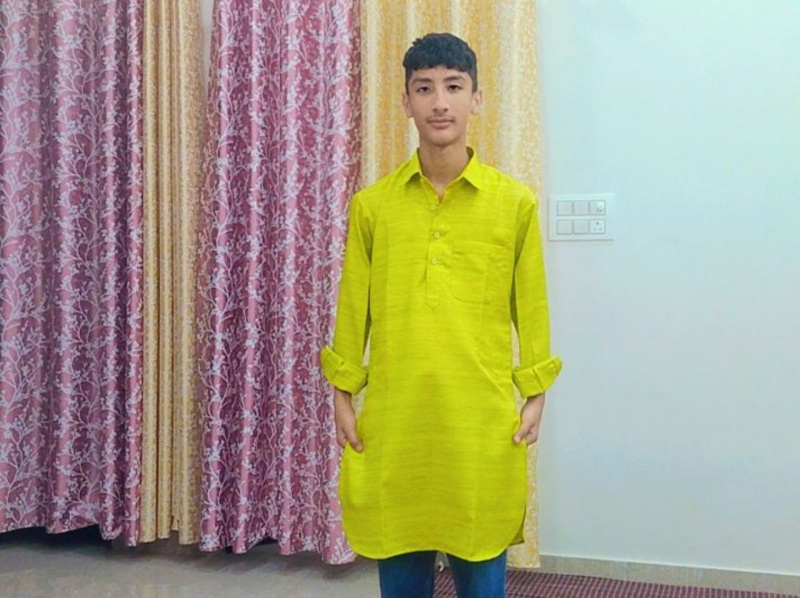 Missing: स्कूल से वापस नहीं लौटा 14 साल का तेजस! भाई ने लगाई मदद की गुहार! आपका एक शेयर ढूंढने में कर सकता है मदद