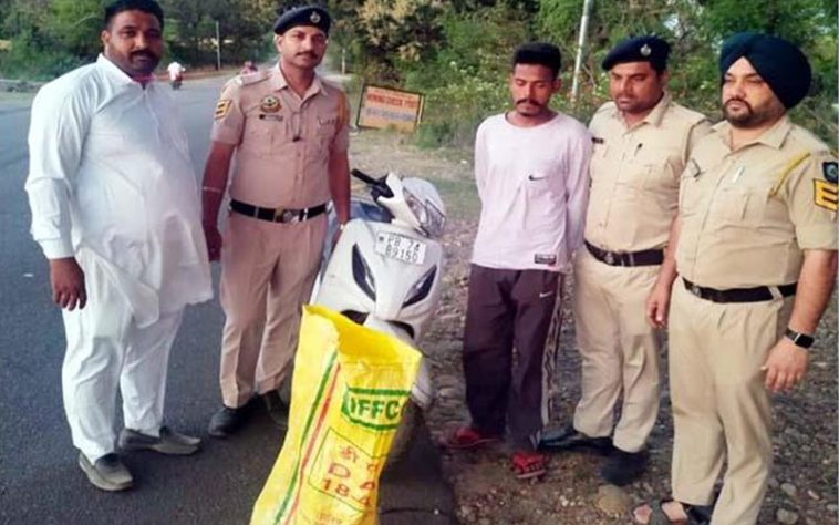 10-kg-of-poppy-seeds-caught.jpg