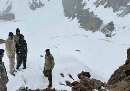 Himachal Weather: हिमाचल की पहाड़ियों पर भारी बर्फबारी! जानिए कहां गिरे बर्फ के फाहे….