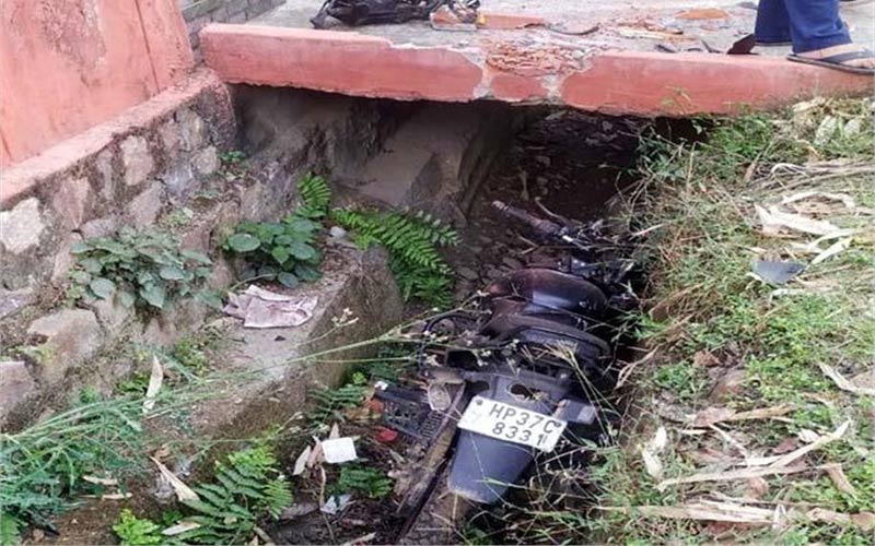 Himachal Accident: दो सड़क हादसों में दो लोगों की मौत! एक गंभीर घायल