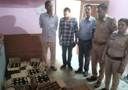 HP News: पूर्व प्रधान ने गैराज में छिपा कर रखी थी अंग्रेजी शराब! पुलिस ने ऐसे पकड़ा