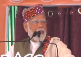 PM Modi: नाहन पहुंचे पीएम मोदी! जनसभा को कर रहे संबोधित, लोगों में खासा क्रेज़
