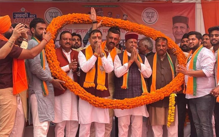 Rajiv-Bindal-roared-in-BJP.jpg