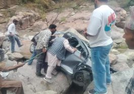 Himachal Accident: हिमाचल में हादसे का शिकार हुई ऑल्टो कार! व्यक्ति की दर्दनाक मौत