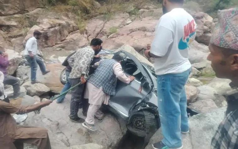 Himachal Accident: हिमाचल में हादसे का शिकार हुई ऑल्टो कार! व्यक्ति की दर्दनाक मौत