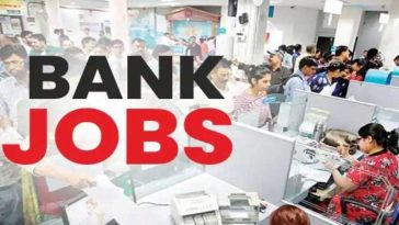 Bank Jobs: इस सरकारी बैंक में ग्रेजुएट्स के लिए कई पदों पर निकली भर्ती! 20-30 साल तक के युवा करें अप्लाई