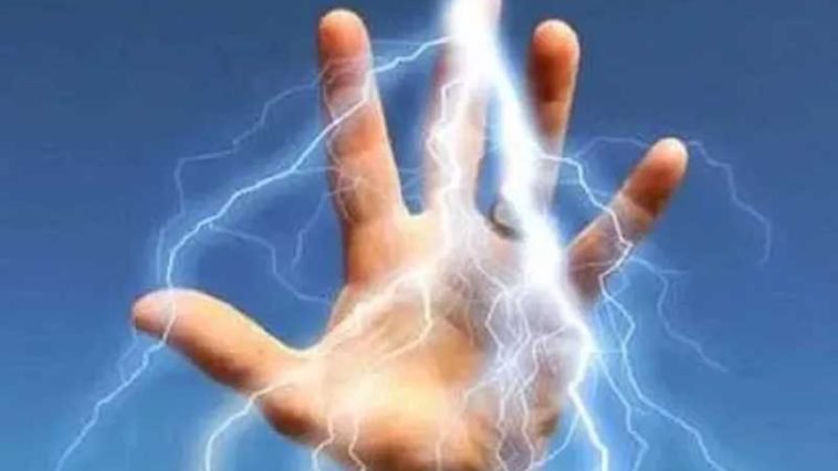 दुखद: शोभायात्रा के दौरान 20 वर्षीय युवक को लगा करंट! गई जान, ऐसे हुआ हादसा