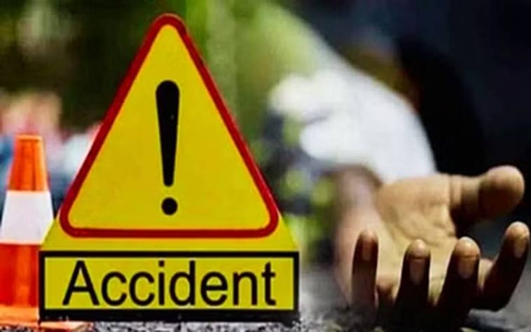 Accident In Himachal: खेतों की जुताई करते पलटा ट्रैक्टर! नीचे दबा चालक, गवाई जान