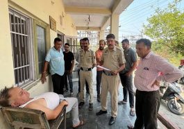 Himachal News: बिजली बोर्ड कार्यालय में नशे में धूत मिला जेई! सीनियर अधिकारियों से की गाली-गलौज