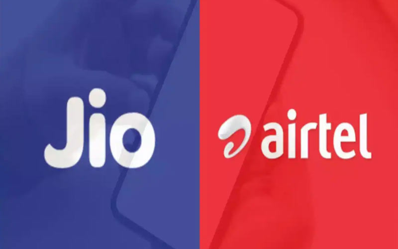 अब फोन चलाना होगा महंगा: Jio और Airtel ने महंगा किया रिचार्ज! 21 प्रतिशत तक बढ़ी कीमतें