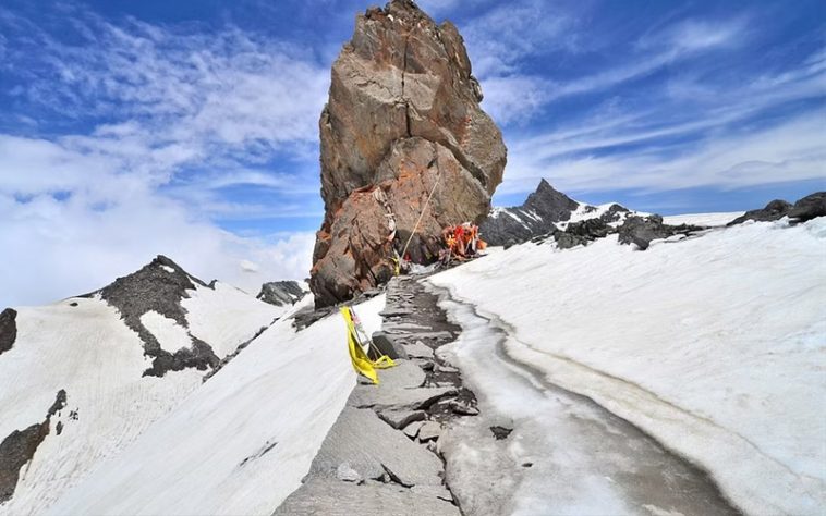 Shrikhand Mahadev: जल्द शुरू होगी श्रीखंड महादेव यात्रा! 32 किलोमीटर की खड़ी पैदल चढ़ाई करेंगे श्रद्धालु