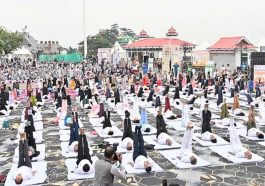 International Yoga Day: शिमला के रिज मैदान में हुआ राज्यस्तरीय कार्यक्रम! योगाभ्यास से दिया निरोग रहने का संदेश