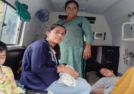 Himachal News: 108 एंबुलेंस में फिर गूंजी किलकारी! ईएमटी और पायलट ने करवाई सुरक्षित डिलीवरी