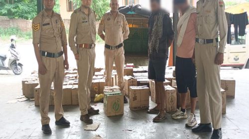 Himachal Crime News: पिकअप से पकड़ी शराब की 90 पेटियां! चालक सहित दो के खिलाफ FIR