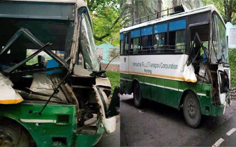 Accident In Himachal: सरिये से लदे ट्राले से टकराई HRTC बस! हादसे में चालक समेत सवारियां….