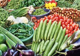 Himachal News: सातवें आसमान पर पहुंचे सब्जियों के दाम! टमाटर 80 तो मटर 160 रूपए किलो पहुंचा