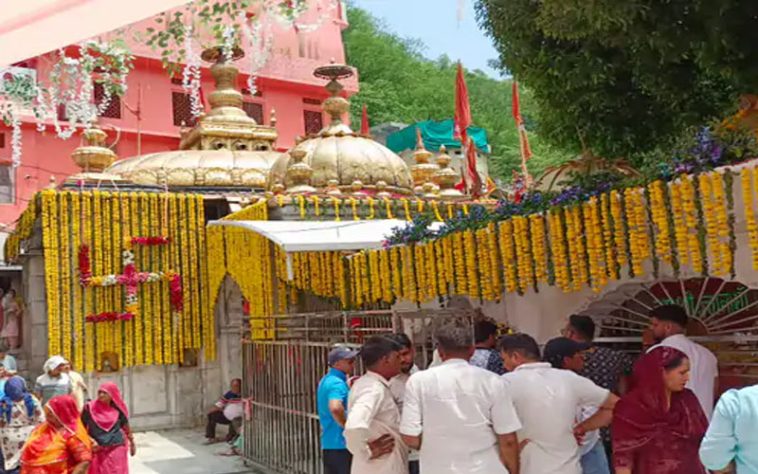 Jwalamukhi Temple: प्रकटोत्सव के चलते 100 क्वींटल फूलों से सजाया ज्वालामुखी मंदिर! 56 भोग होगा अर्पित