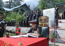 HP News: लेफ्टिनेंट जनरल देवेंद्र शर्मा ने संभाला जीओसी-इन-सीआर ट्रैक का पदभार