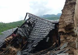 HP News: हिमाचल में भारी बारिश से ढहे दो घर! चार मकानों सहित पांच गौशालाएं भी क्षतिग्रस्त