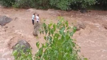 Sirmour News: मानसून सीजन में नदियों-नालों सहित खड्डों से रहें दूर! डीसी ने जारी की एडवाइज़री