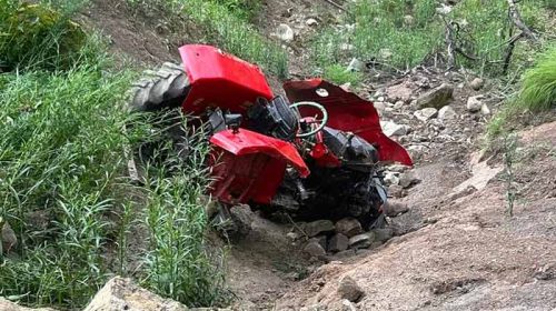 Accident In Himachal: ट्रैक्टर के खाई में गिरने से 27 वर्षीय चालक की मौत! पीछे छूटा 4 साल का बेटा