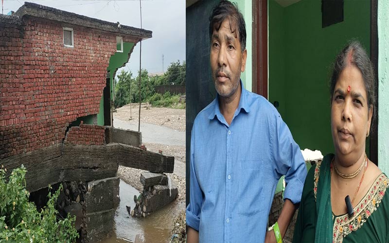 Paonta Sahib: पांवटा में खड्ड उफान पर आने से आधी रात को जान बचाकर भागा परिवार! घर पूरी तरह क्षतिग्रस्त