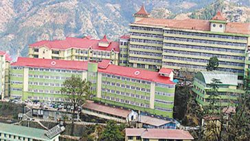 Himachal News Update: आईजीएमसी शिमला के दो प्रशिक्षु डॉक्टर निलंबित! 25-25 हजार रुपए का जुर्माना भी लगाया