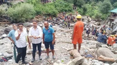 Himachal Cloudburst: 8 मृतकों के परिवारों को 4-4 लाख! एपीएमसी अध्यक्ष ने राहत और बचाव कार्यों का लिया जायजा