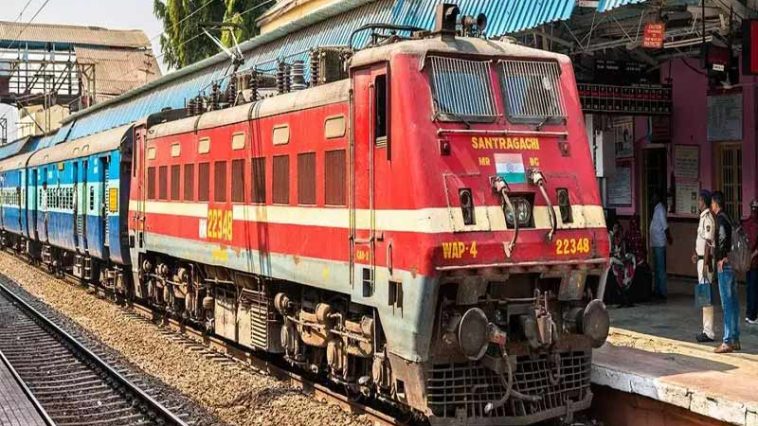 Railway Recruitment: युवाओं को रेलवे में नौकरी का शानदार मौका! 1104 पदों पर निकली भर्ती, यहां जाने पूरी डिटेल Railway Recruitment: युवाओं को रेलवे में नौकरी का शानदार मौका! 1104 पदों पर निकली भर्ती, यहां जाने पूरी डिटेल