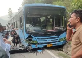Accident In Himachal: ओवरटेक करते HRTC बस व बाइक के बीच जोरदार भिड़ंत! चालक की दर्दनाक मौत