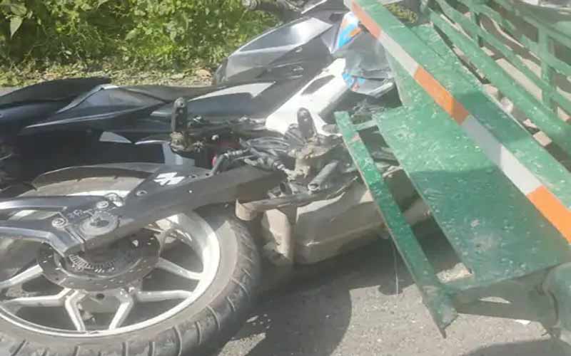 Accident In Himachal: एचआरटीसी बस से टकराई तेज रफ्तार बाइक! 24 वर्षीय युवक की दर्दनाक मौत