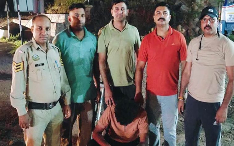 Himachal Crime News: स्पेशल पुलिस टीम ने पंजाब के तस्कर से पकड़ा चिट्टा! आरोपी गिरफ्तार