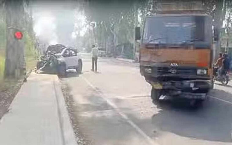 Accident In Himachal: गाड़ी-ट्रक के बीच जोरदार भिड़ंत ने ले ली युवक की जान! दिवाली से 2 दिन पहले बुझा घर का चिराग