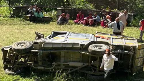 Accident In Himachal: घर पहुंचने से चंद ही दूरी पर युवक को खींच ले गई मौत! बोलोरो कैंपर के खाई में गिरने से बुझा घर का चिराग