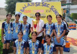 Big Achivement: गुरु नानक मिशन पब्लिक स्कूल की छात्राओं ने वॉलीबॉल में जीता स्वर्ण! नेशनल प्रतियोगिता के लिए चयनित