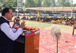 Paonta Sahib: हर्षवर्धन चौहान ने पांवटा में किया राज्य स्तरीय खेल कूद प्रतियोगिताओं का शुभारंभ