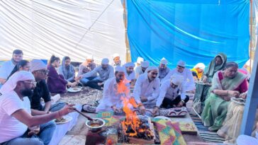 Paonta Sahib: साफ्निक्स लाइफ़ साइंसेज ने महा अष्टमी पर विशाल भंडारे का आयोजन, विश्वशांति के लिए की प्रार्थना