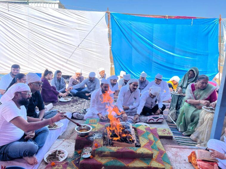 Paonta Sahib: साफ्निक्स लाइफ़ साइंसेज ने महा अष्टमी पर विशाल भंडारे का आयोजन, विश्वशांति के लिए की प्रार्थना