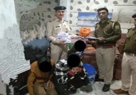 Himachal Crime News: घर में छापेमारी करने आई पुलिस पर महिला ने छोड़े कुत्ते! टीम ने ऐसे करवाए शांत, तीन गिरफ्तार